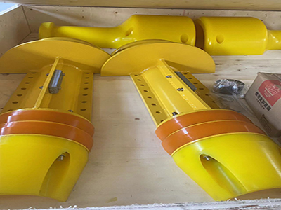 Offshore J-tube Centralizer and Seal